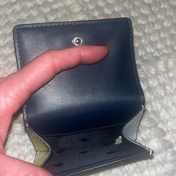 Kate Spade Small Lemon Wallet NWOT - Picture 2 of 3